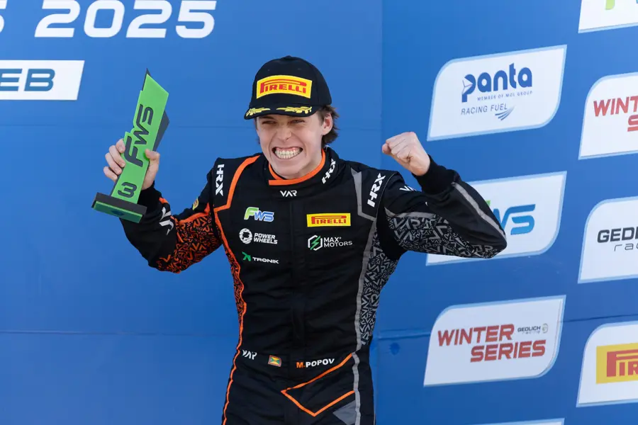 A Weekend Full of Podiums for Van Amersfoort Racing in Valencia