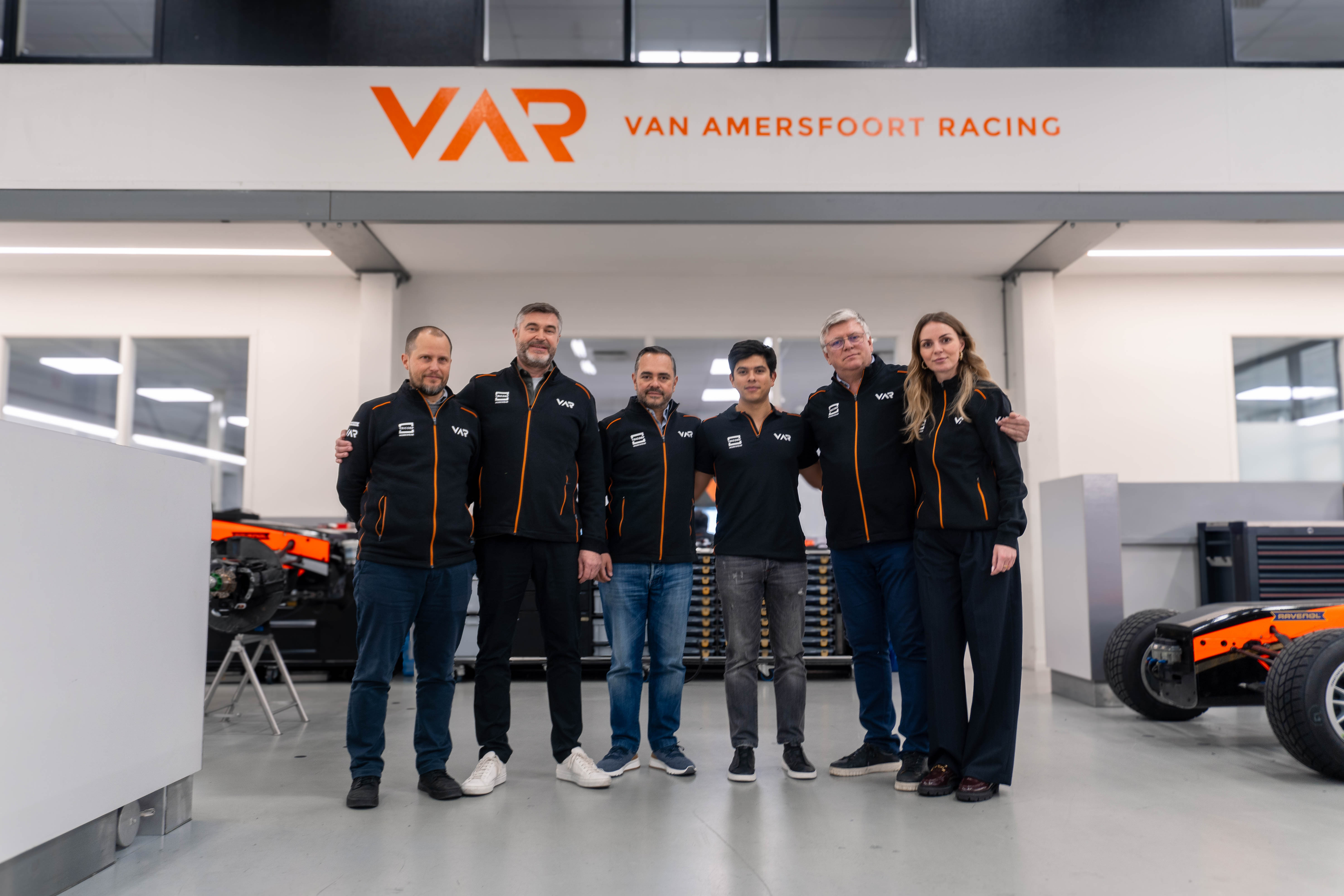 Van Amersfoort Racing Appoints Otmar Szafnauer as Chief Executive Officer and Managing Partner