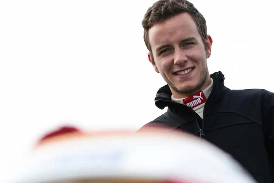 VAR signs French talent Anthoine Hubert for FIA F3 EC