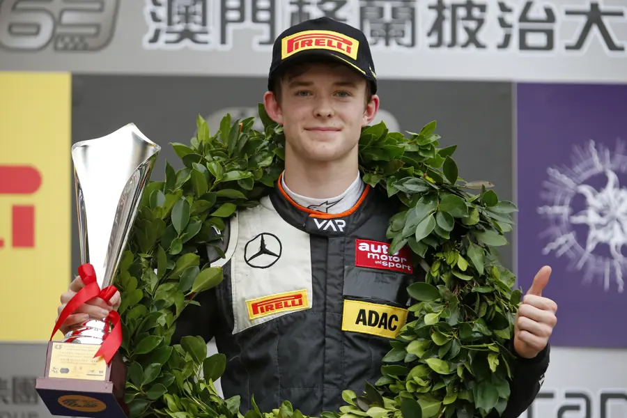 Front row start for FIA F3 World Cup in Macau