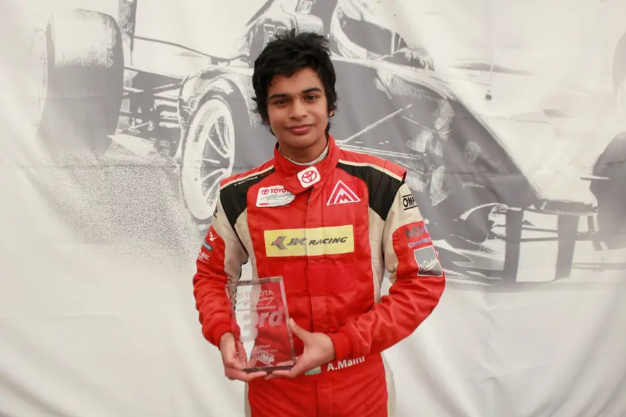 Arjun Maini joins Van Amersfoort Racing